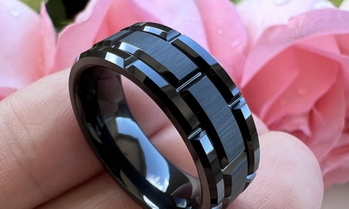 Tungsten Rings for Men: Symbolizing Love and Commitment