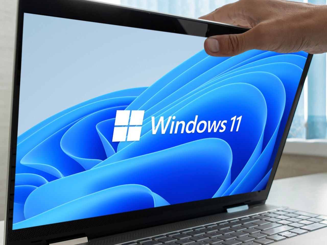 How Much Does Windows 11 Cost for Family Licenses?